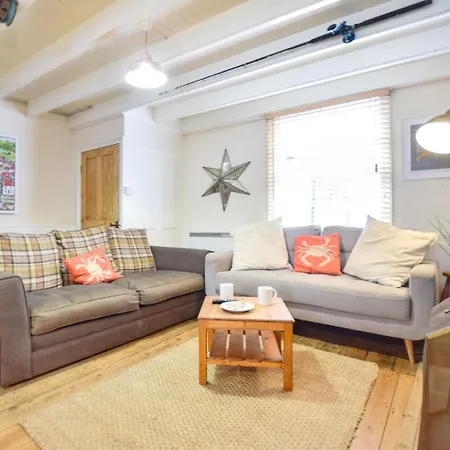 3 Bed In Saltburn-by-the-sea Oc-88118 펜션 *