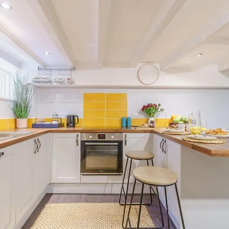 펜션 3 Bed In Saltburn-by-the-sea Oc-88118