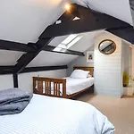 3 Bed In Saltburn-by-the-sea Oc-88118 Staithes