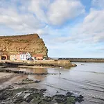 3 Bed In Saltburn-by-the-sea Oc-88118 *