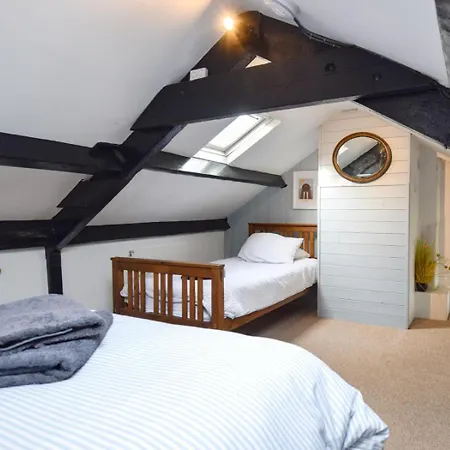 3 Bed In Saltburn-by-the-sea Oc-88118 Staithes